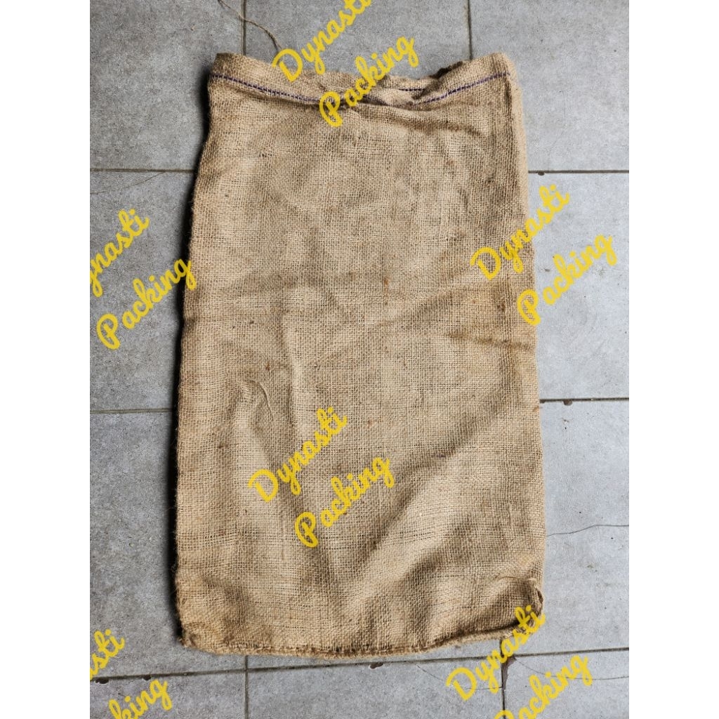 karung goni bekas kacang tanah balap karung 56 x 90 56x90