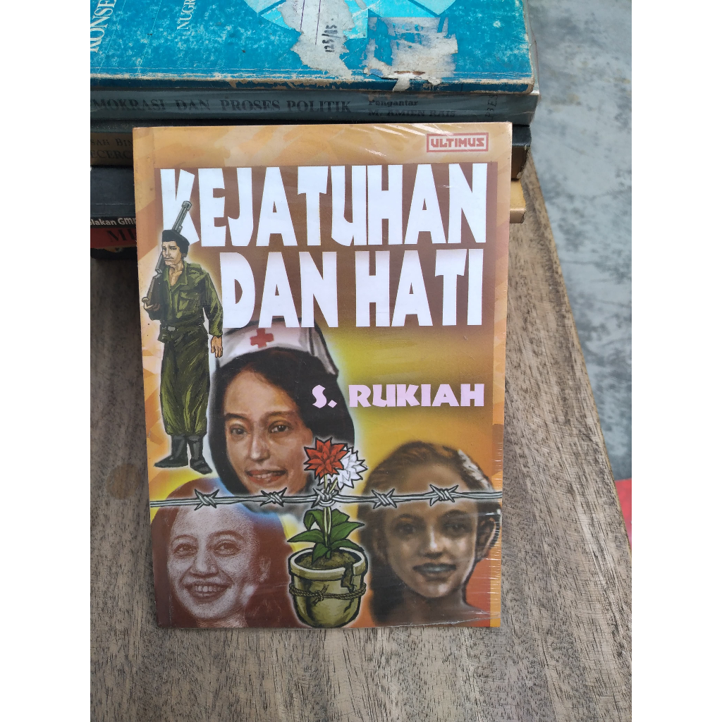 ORI Buku Kejatuhan dan Hati OLEH S. Rukiah