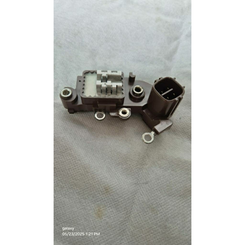 IC regulator IC alternator suzuki splash / suzuki ertiga 2012 - 2013