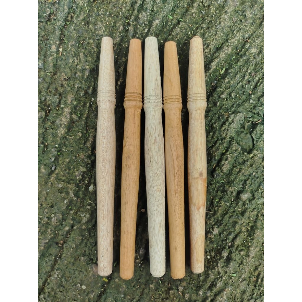 Gagang Pegangan Joran Pancing Bubut Kayu Motif Joran Lentur