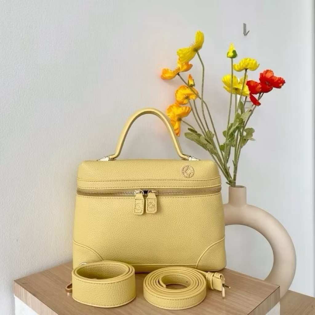 Kienka Sassy Canary Bag