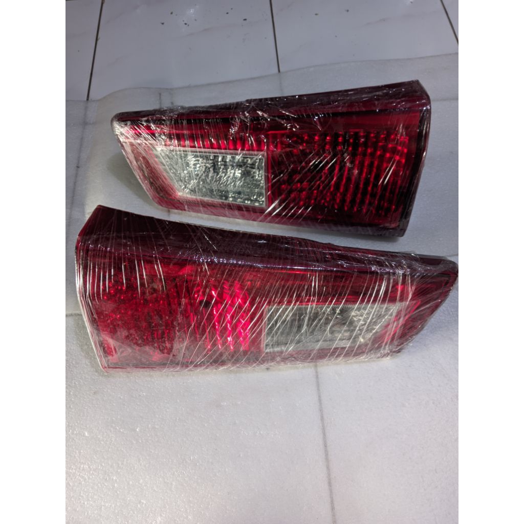 stoplamp bagasi Inova reborn 2015/2018