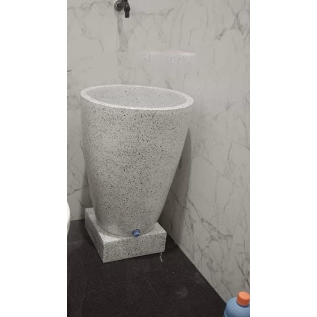 Bak mandi semi traso/tempat air/bak gentong/bak capsul/bak minimalis