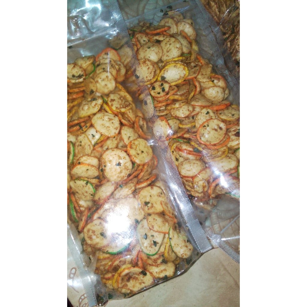 

Kerupuk Seblak 1000gr