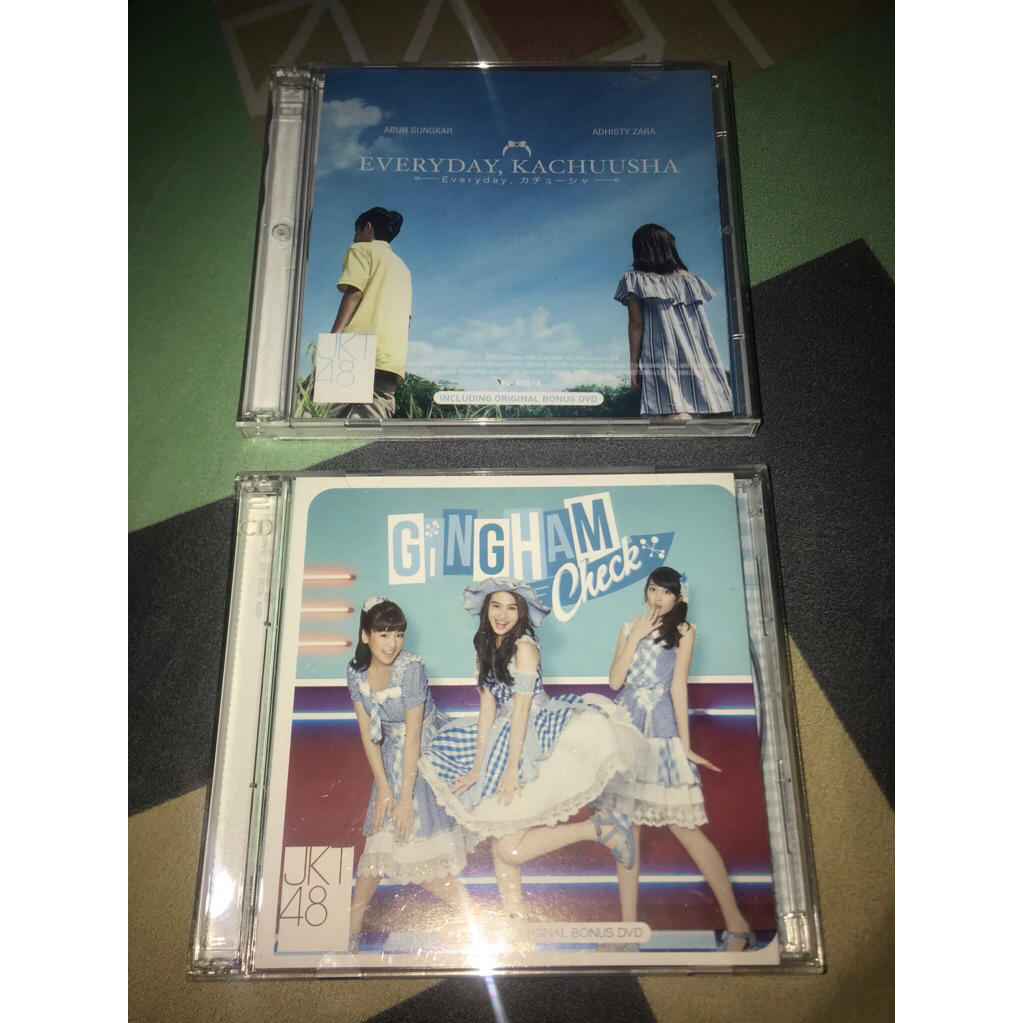 Gingham Check & Everyday Kachuusha JKT48