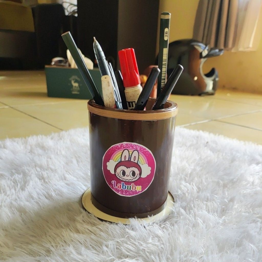 

Pencil Holder Bambu Handmade – Unik & Ramah Lingkungan Original Preloved