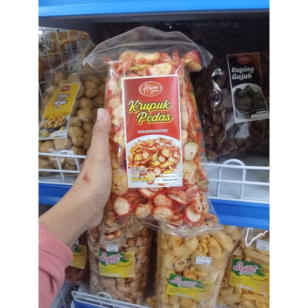 

Kerupuk Seblak Kencur