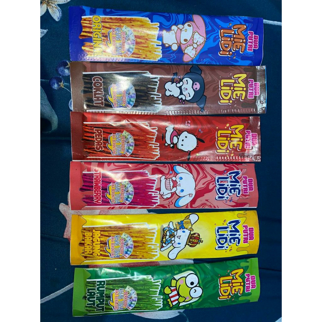 

mie lidi karakter berhadiah kemasan toples isi 20 pcs , 1 ball isi 5 toples