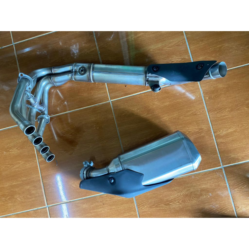 knalpot standar zx25r dan zx25rr original Kawasaki