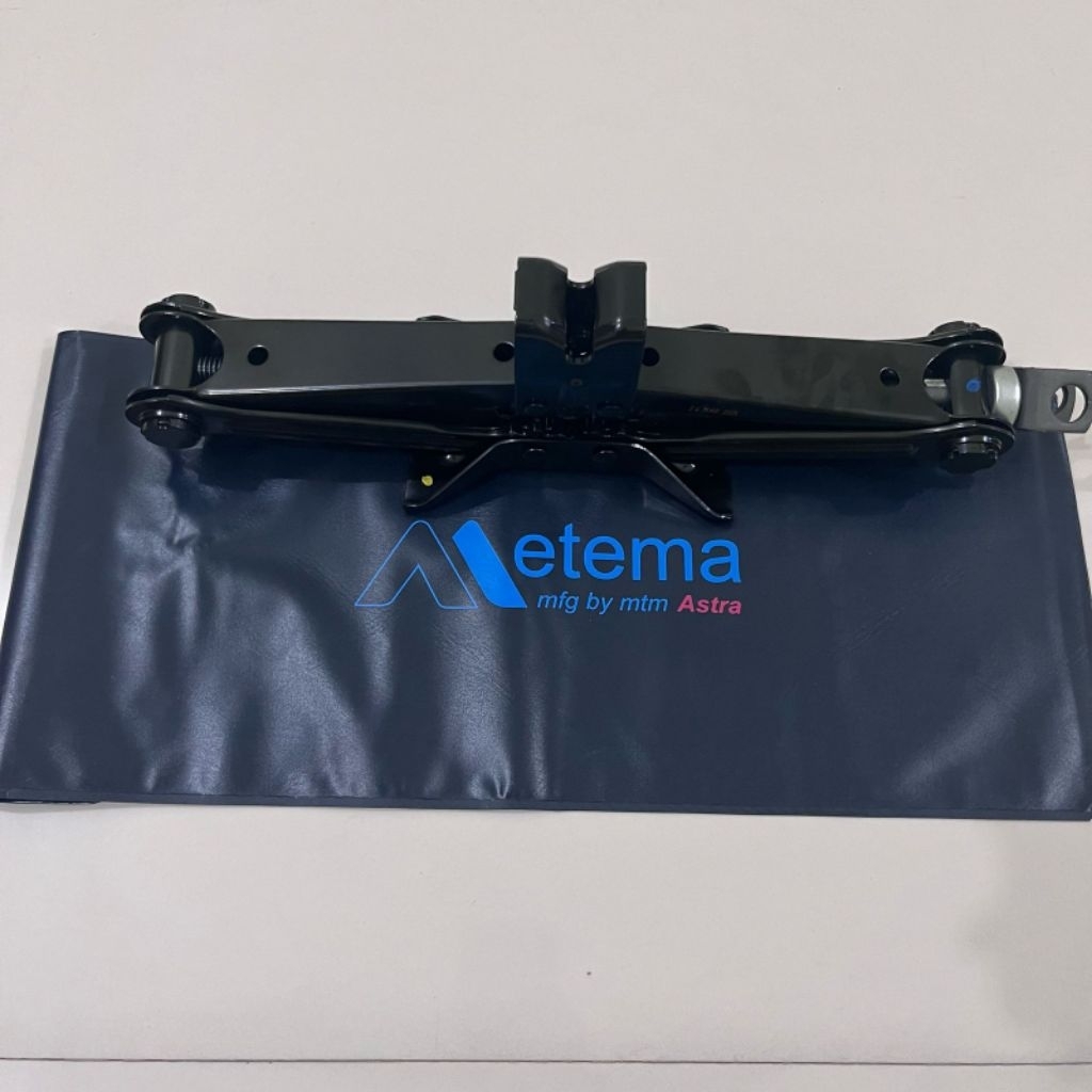 Dongkrak Buaya 1.5ton Original Mobil Avanza / Xenia / Livina