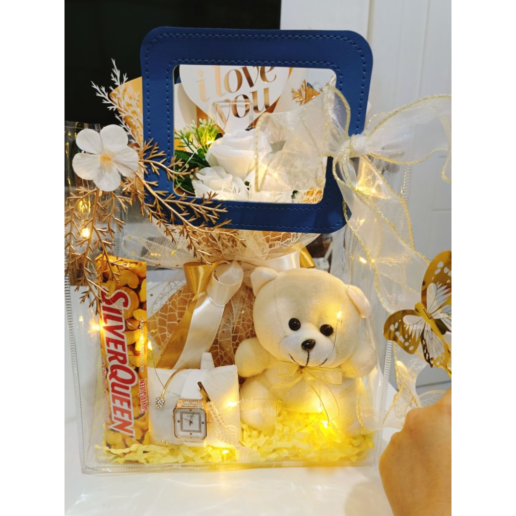 

KADO ULTAH / KADO VALENTINE / KADO MURAH / KADO MEWAH / BUKET BUNGA / BONEKA / JAM TANGAN / KADO WISUDA