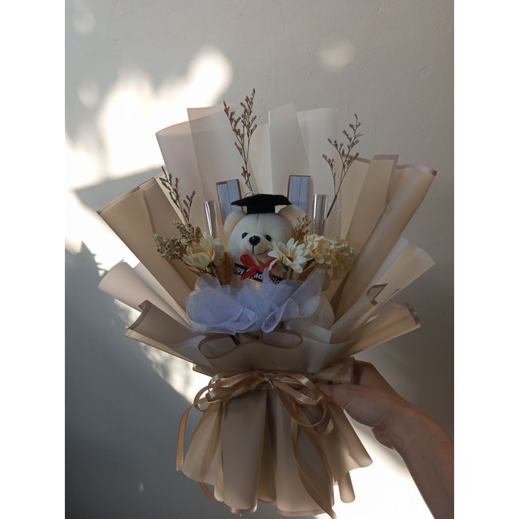 BUKET WISUDA MURAH / BUKET BONEKA WISUDA / BUKET BONEKA GRADUATION / BUKET BUNGA/ BUKET UANG