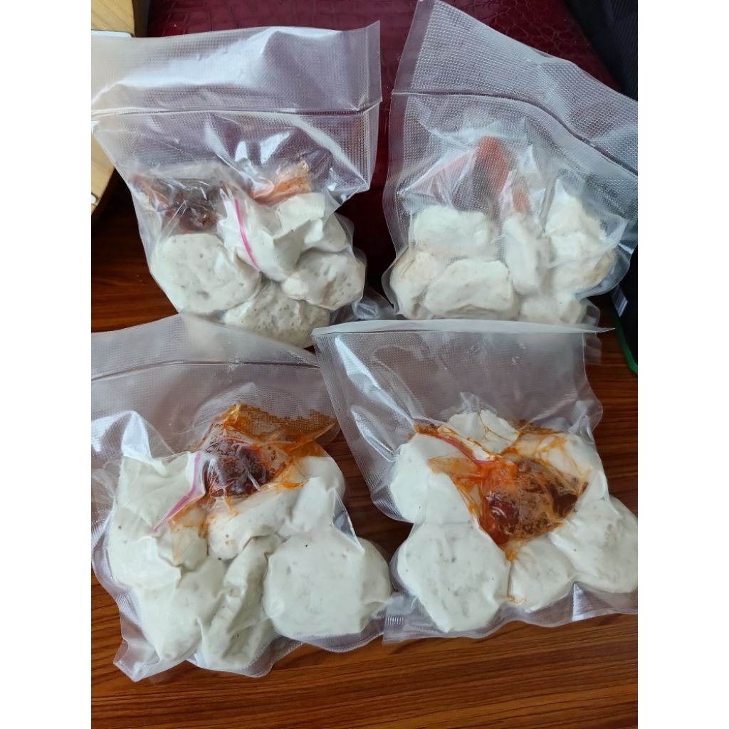 

MAZ FOOD - PAKET 4 BUNGKUS BASRENG MENTAH ISI 6 BIJI BASRENG IKAN