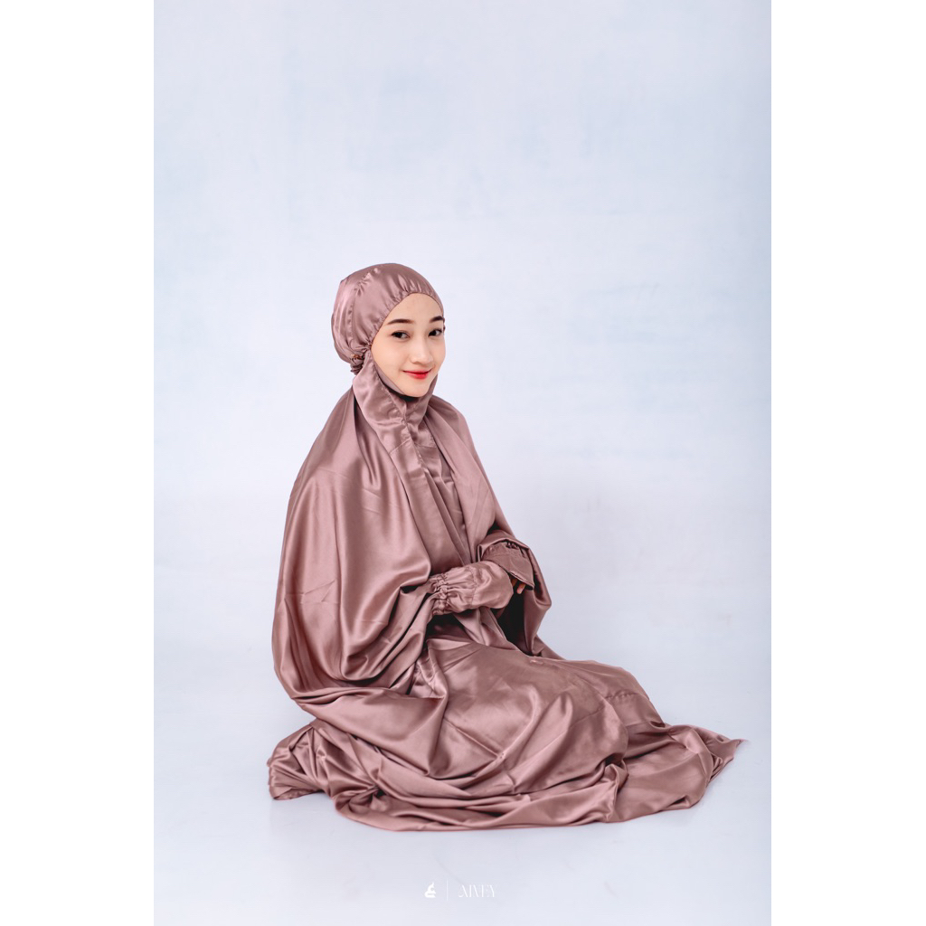 Nasywa Series - Mukena Terusan Armani Silk Premium