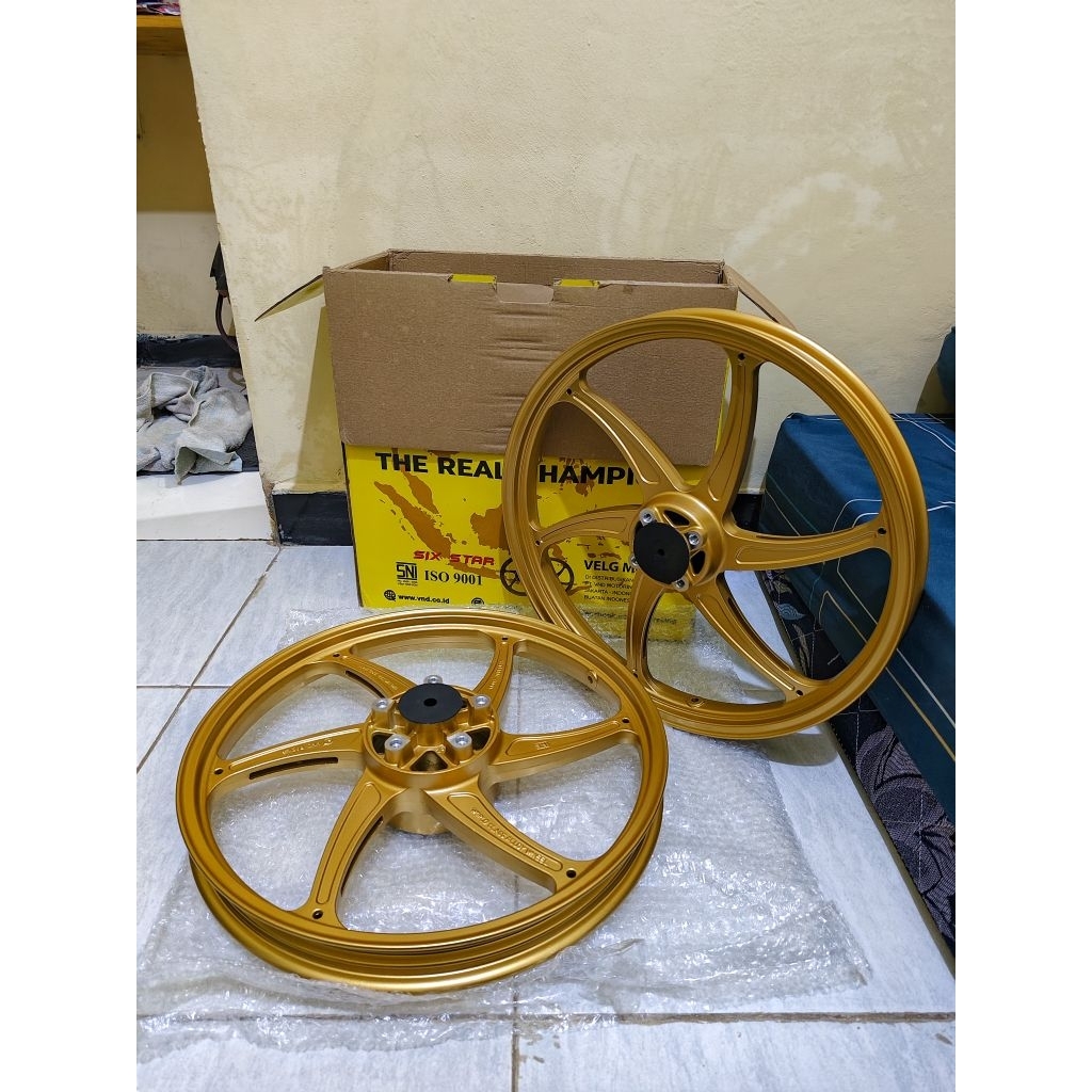 Velg VND SIX STAR MX King