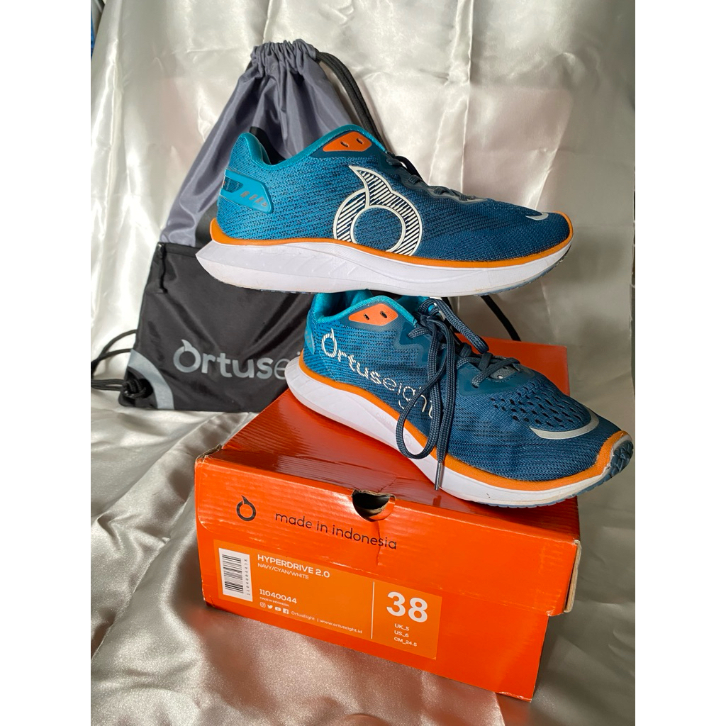preloved- Ortuseight Running Hyperdrive 2.0 Plus Tas Serut Ortuseight