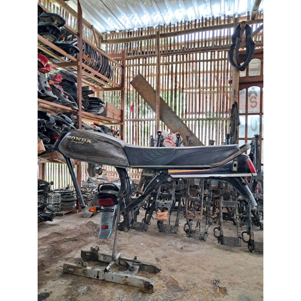 BODY SET GL MAX TANGKI NAT LURUS TATANAN