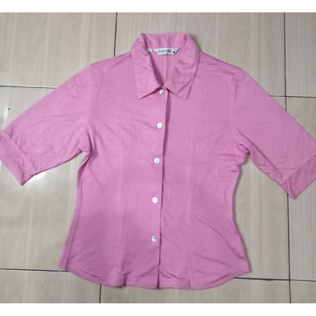 Preloved Pribadi Like New - Kemeja Point One ukuran S warna pink - Kemeja Wanita - Kemeja remaja