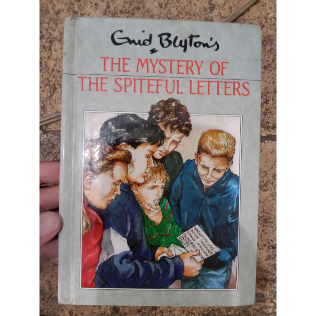 novel bahasa Inggris enid blyton mystery of spiteful letters hardcover
