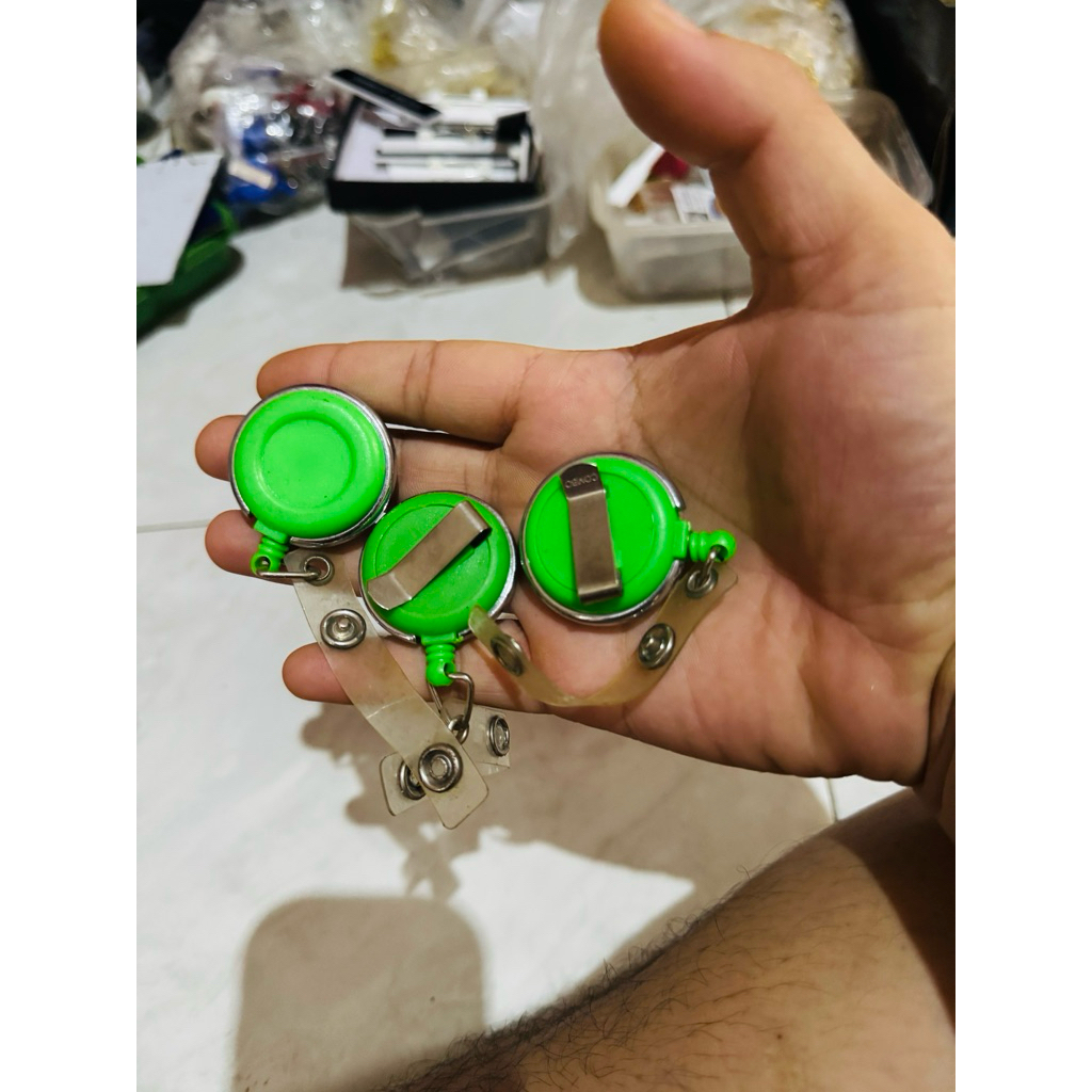 

Yoyo Putar ID Card / Yoyo Swing / Yoyo List Besi Name Tag Putar Cuci Gudang Warna Hijau