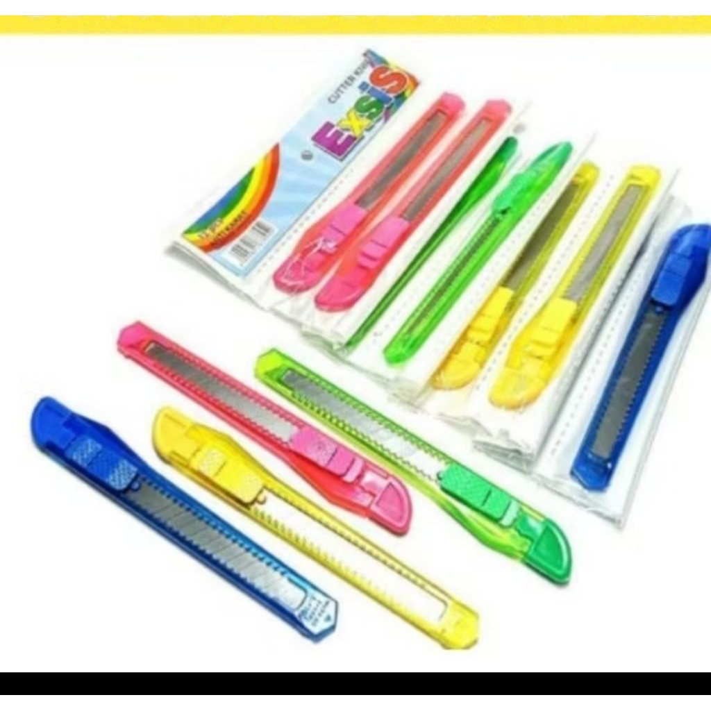 

Cutter Pisau Besar / Kecil