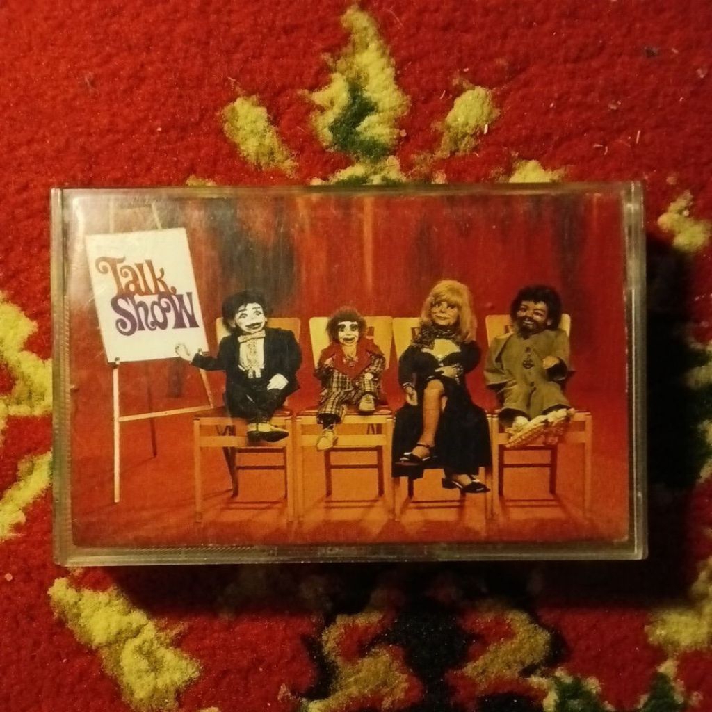 kaset pita talk show