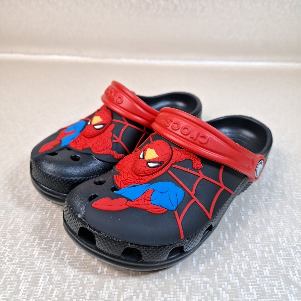 Crocs Sandal Anak-Anak / Sepatu Sandal Crocs Kids / Crocs Classic Spiderman Fan Lab Anti Air