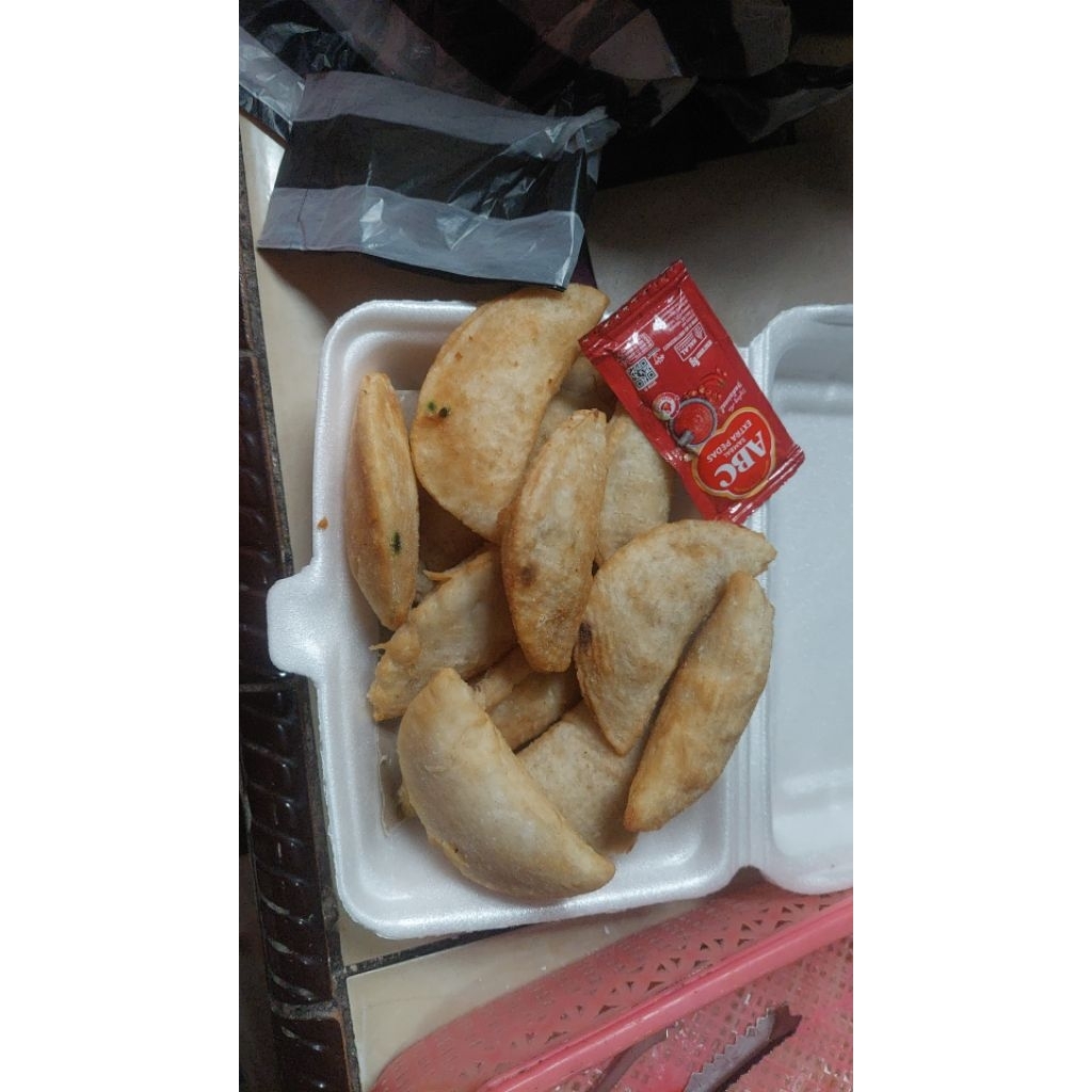 

Cireng kecil isi ayamsuwir.usus.keju