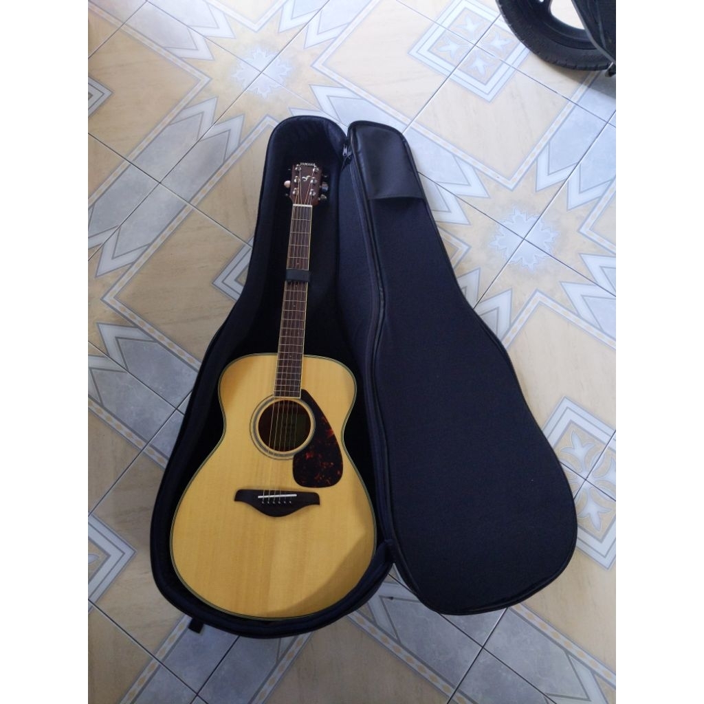 Gitar Yamaha FS820 (Second)