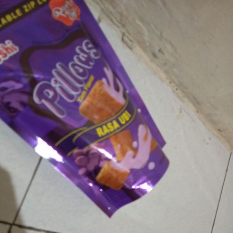 

pillow cemilan kekinian murah meriah