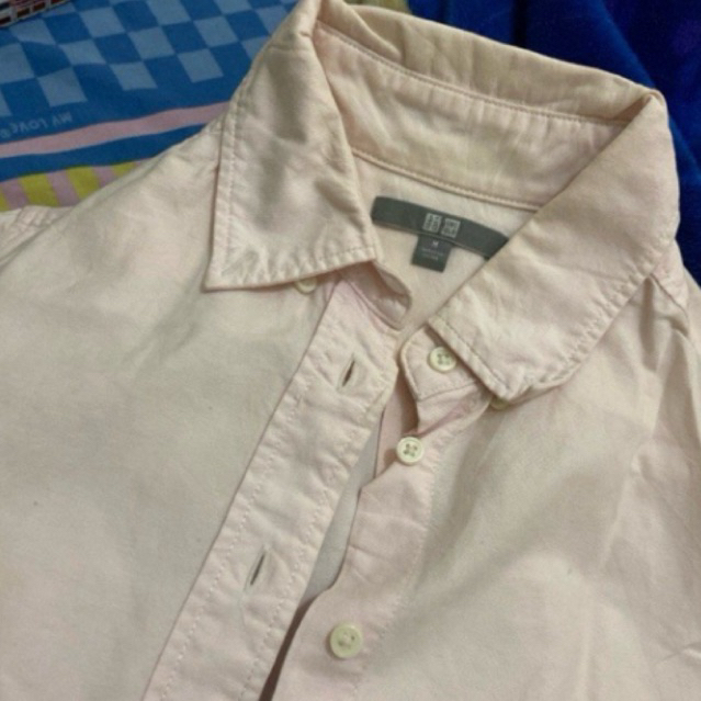 KEMEJA WANITA UNIQL0 BABY PINK