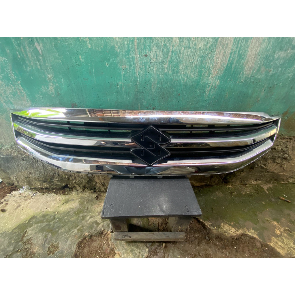 Grill Grile Suzuki Ertiga tahun 2016 Original Second