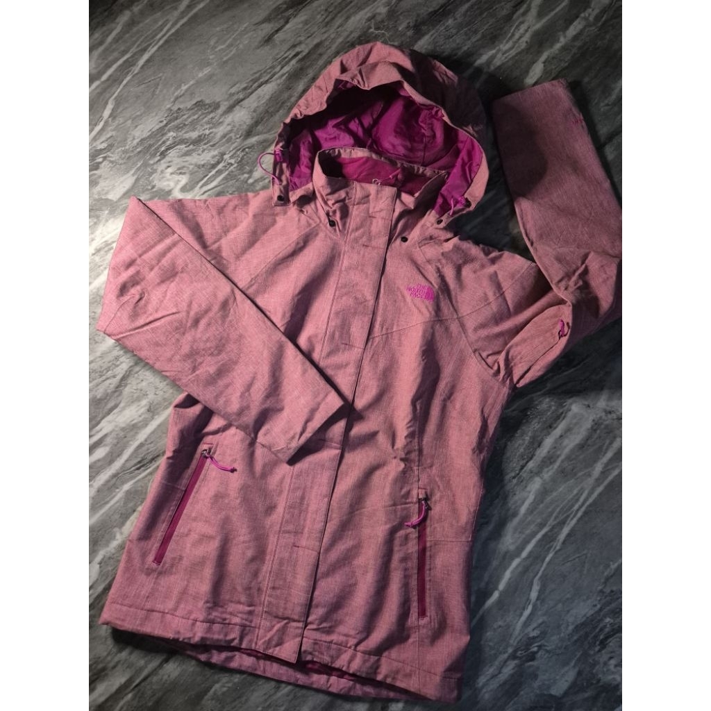 Jaket Outdoor Mountain Parka T N F  The North Face Gorpcore Waterproof Jacket Serat Bambu Travelling