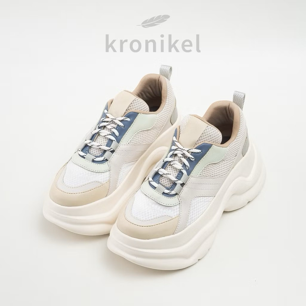 [PRELOVED] Sepatu Kronikel Series Kumo Size 37