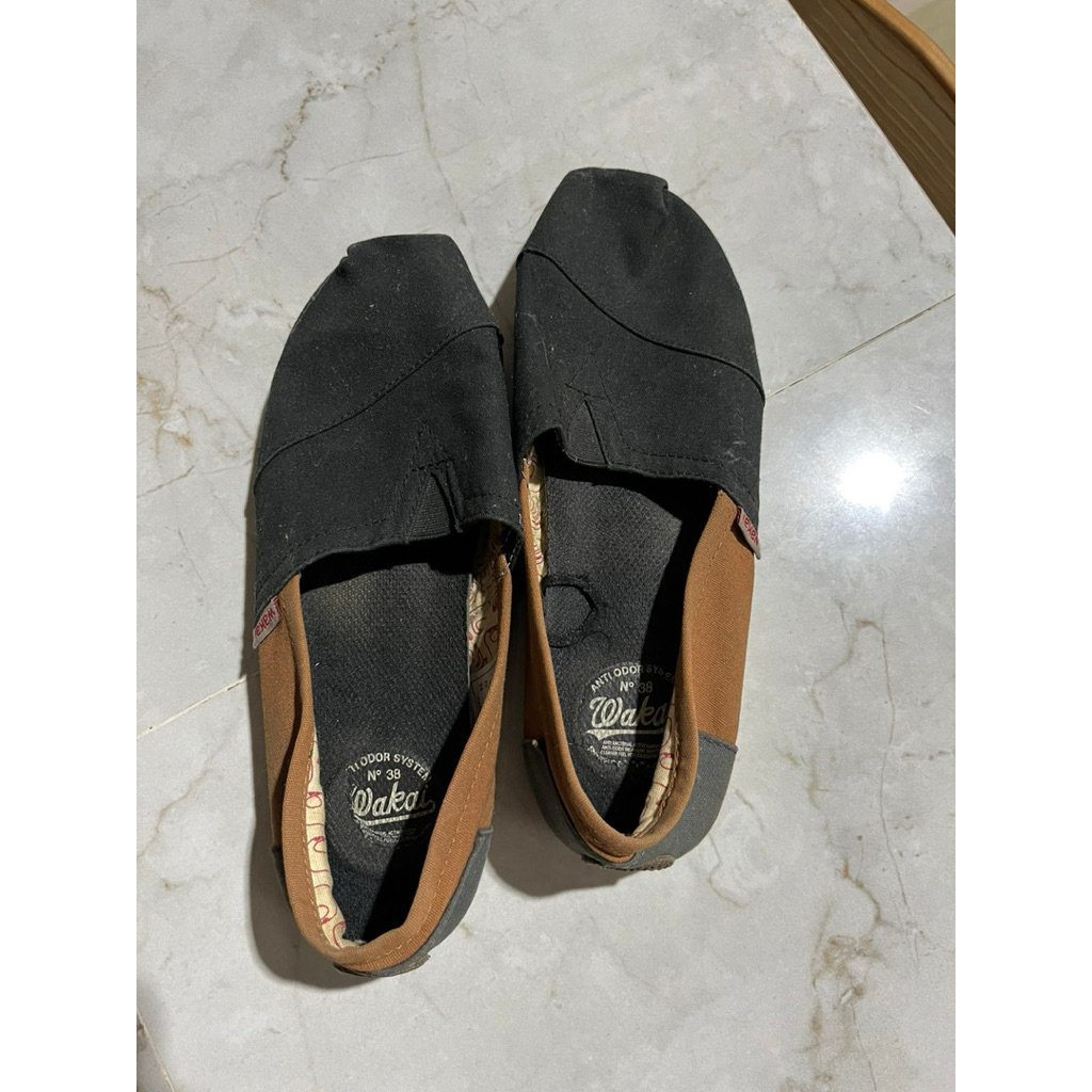 sepatu wakai preloved