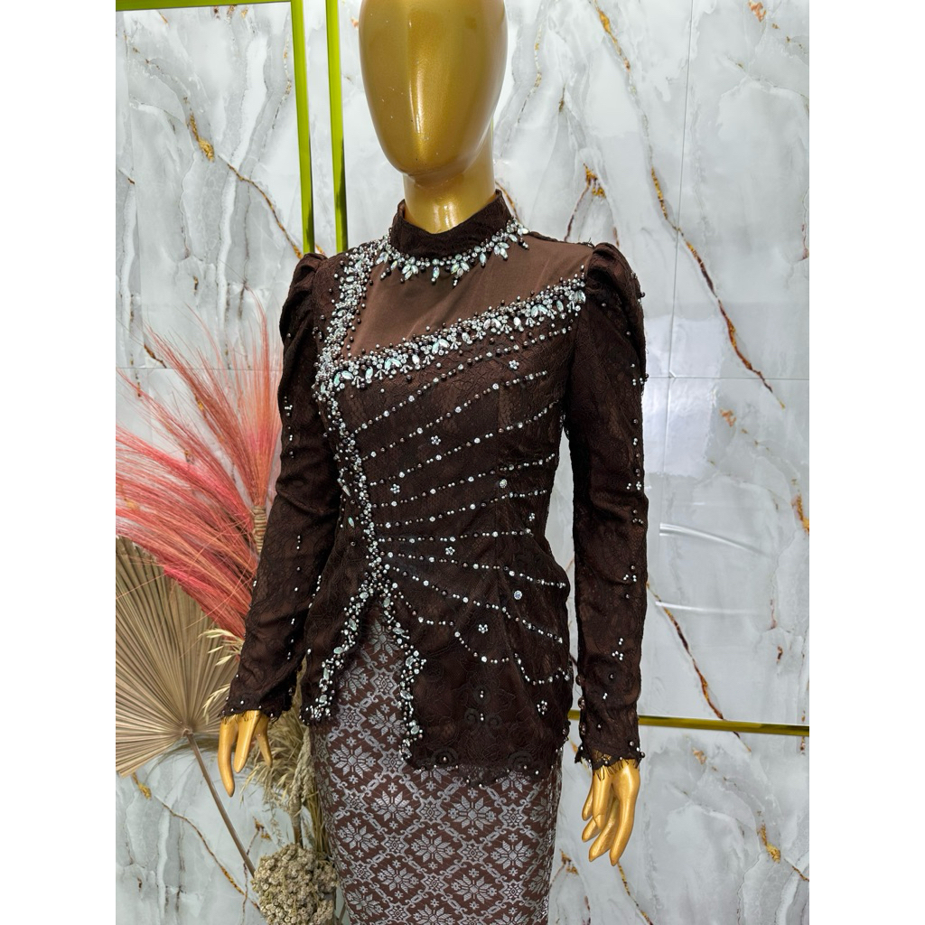 KEBAYA WISUDA , KEBAYA PREMIUM , KEBAYA JAHIT , KEBAYA MEWAH , KEBAYA SAMARINDA