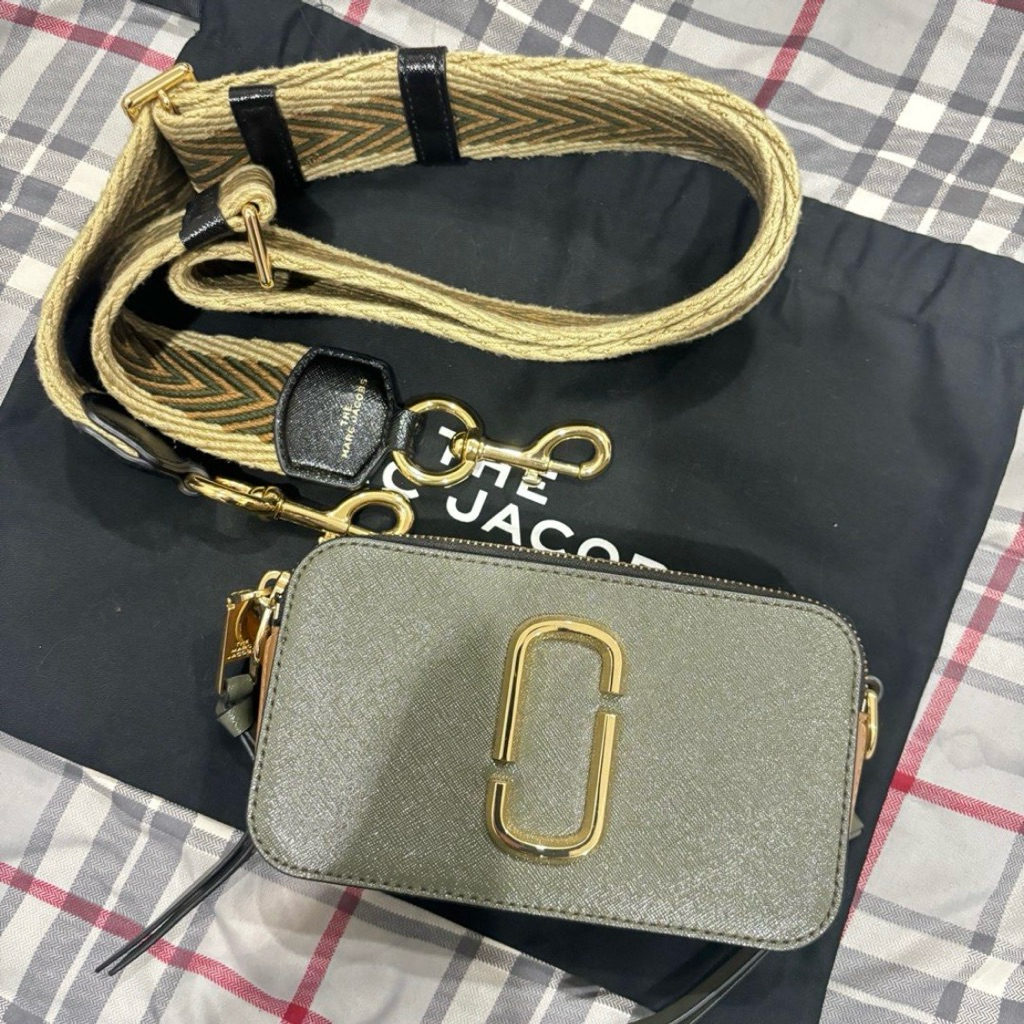 Preloved Rare Marc Jacobs Snapshot Sling Bag 2x used