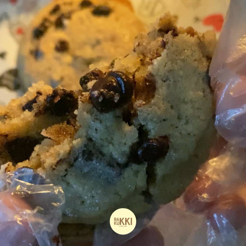 

Rakki Kukki Ekonomis Soft Cookies Chocochips 50 gram