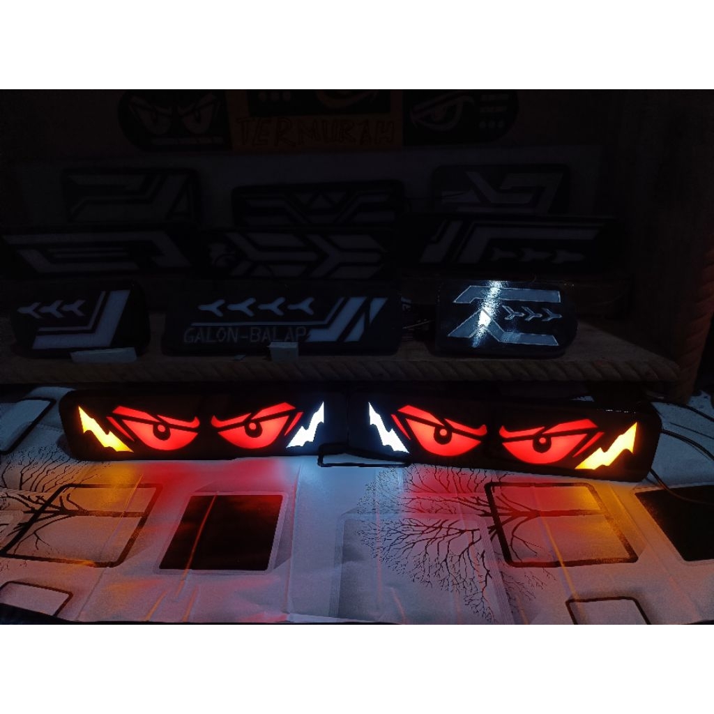 Stoplamp variasi LED terbaru mobil Futura L300 New carry/lampu rem belakang LED terbaru