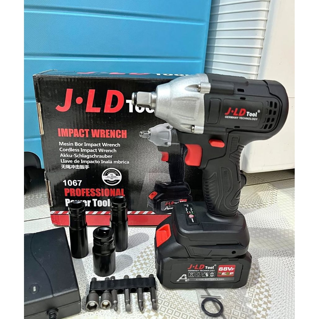 IMPACT WRENCH JLD 88 VOLT BATERAI