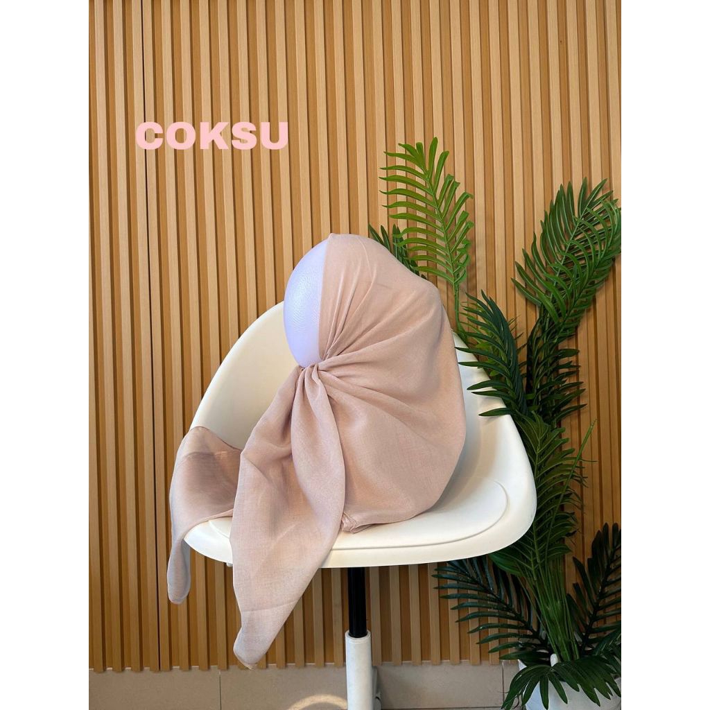 Adzkia scarf