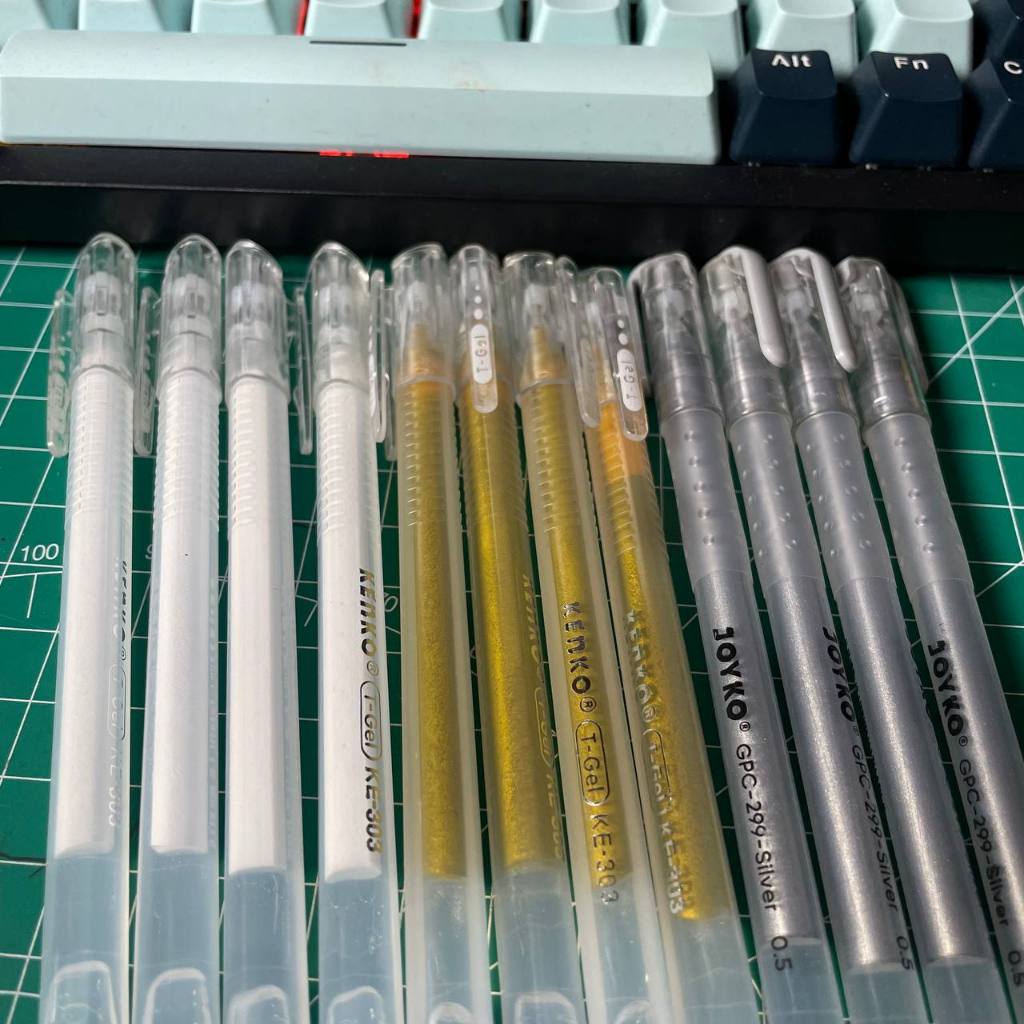 

Pulpen Emas, Silver, Putih