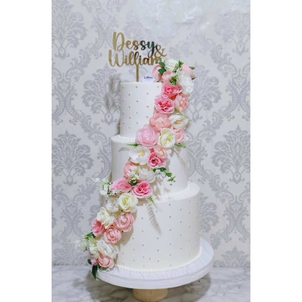 

Wedding Cake 3 Tier / Cake Coklat / Wedding cake Enak