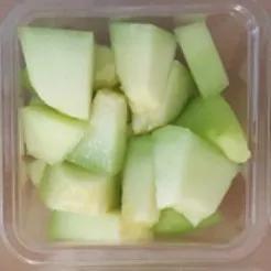 

Buah Potong Melon madu 500 ml/dikirim instan dan sameday