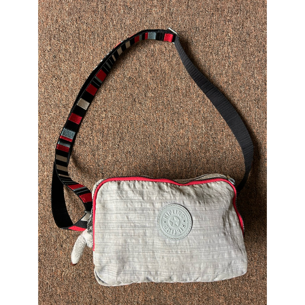 PRELOVE / SECOND / BEKAS TAS KIPLING SELEMPANG