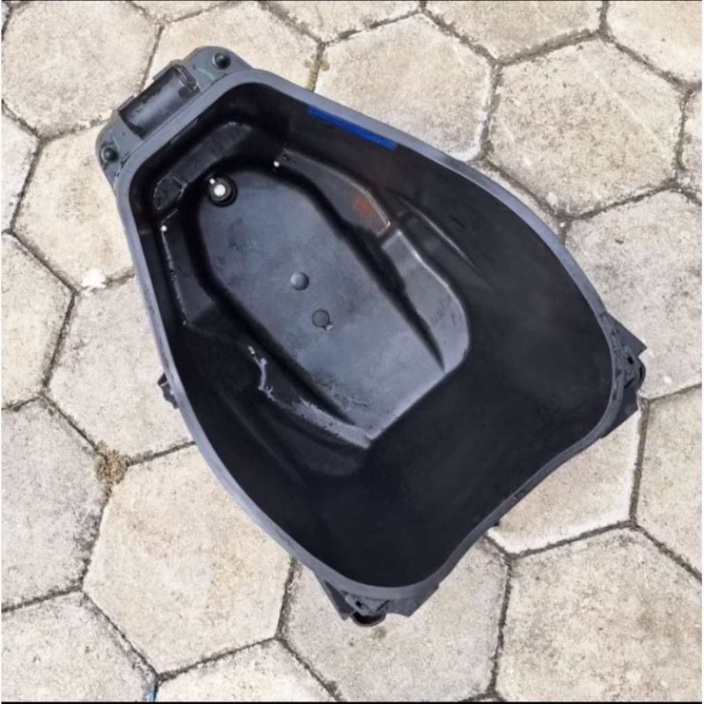 BOK BAGASI JOK BOX LUGGAGE SCOOPY FI 2017 2018 2019 BAN DONAT KODE PART K93 ORIGINAL