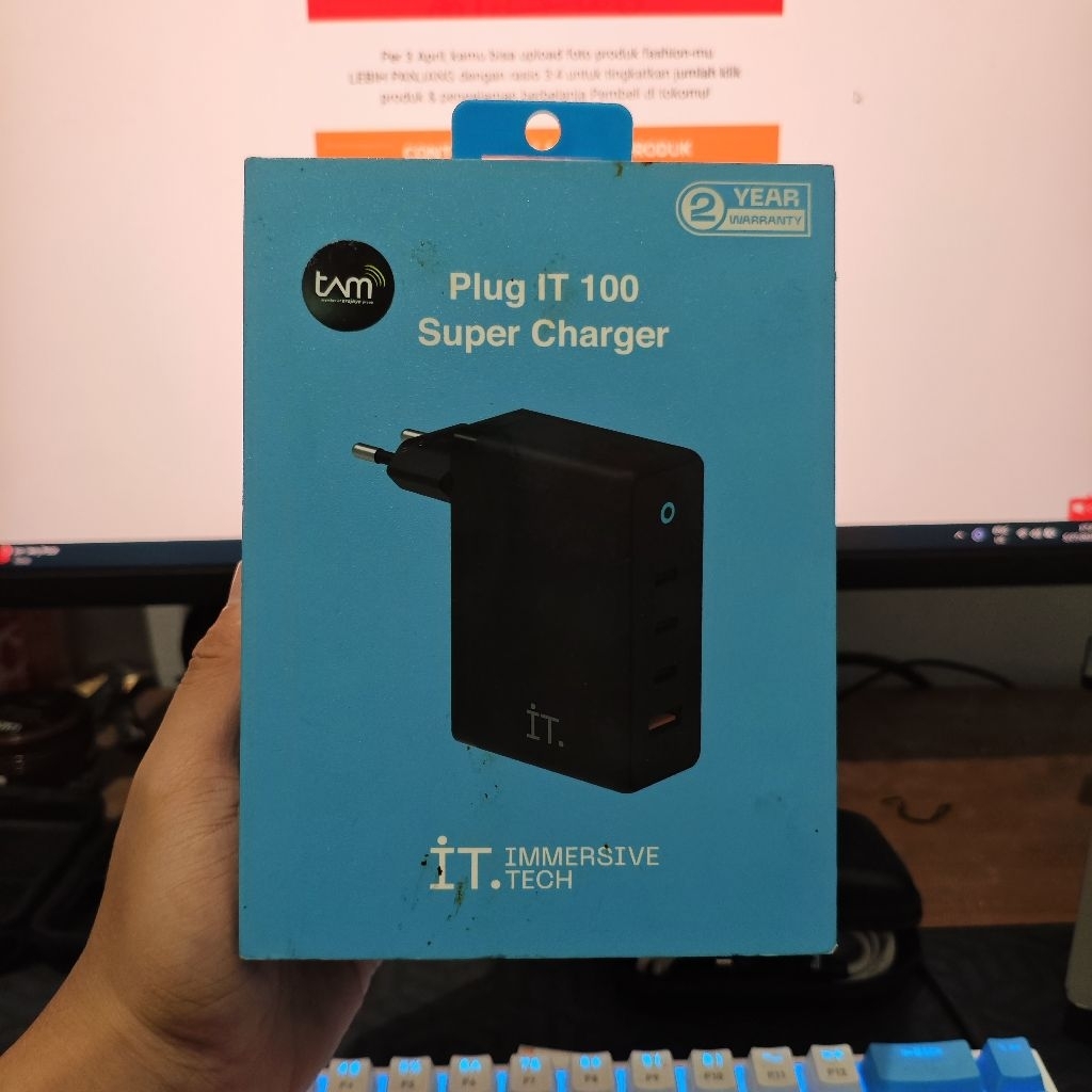 Adaptor Charger IT Plug 100 W Super Charger - Midnight Black
