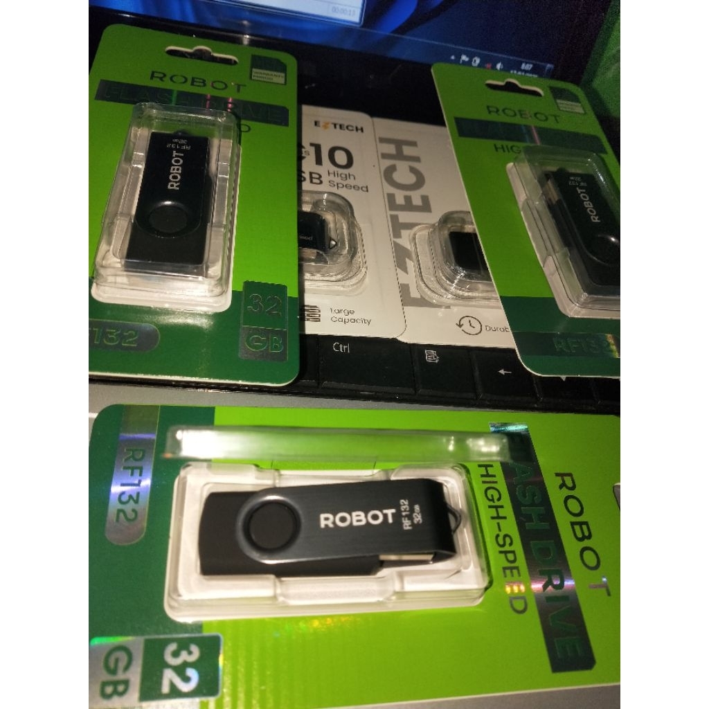 flashdisk robot 32GB