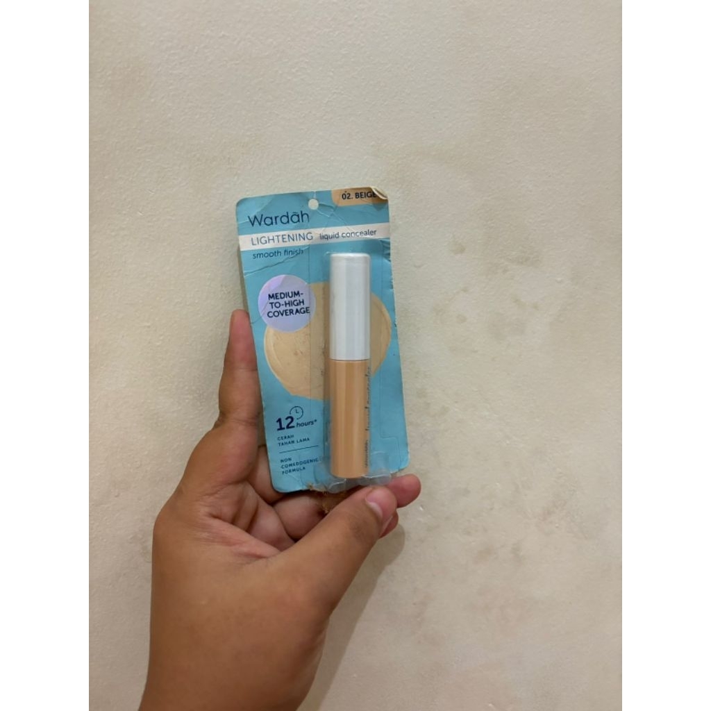 Wardah liquid concealer (02.beige)