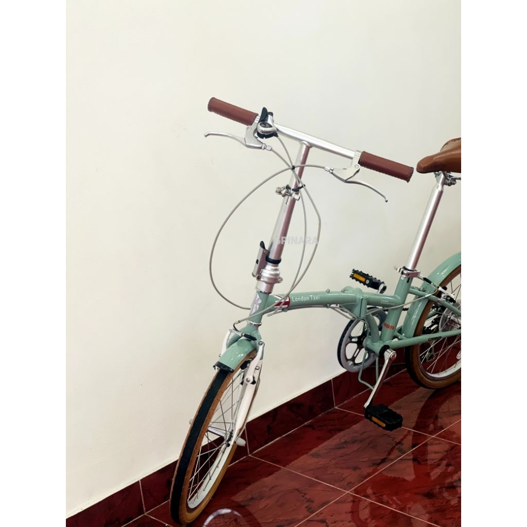 Dijual Sepeda Lipat London Taxi Bekas - Mulus & Siap Pakai